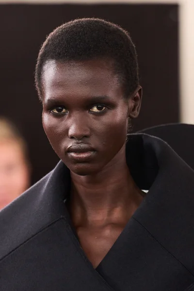 Look 7